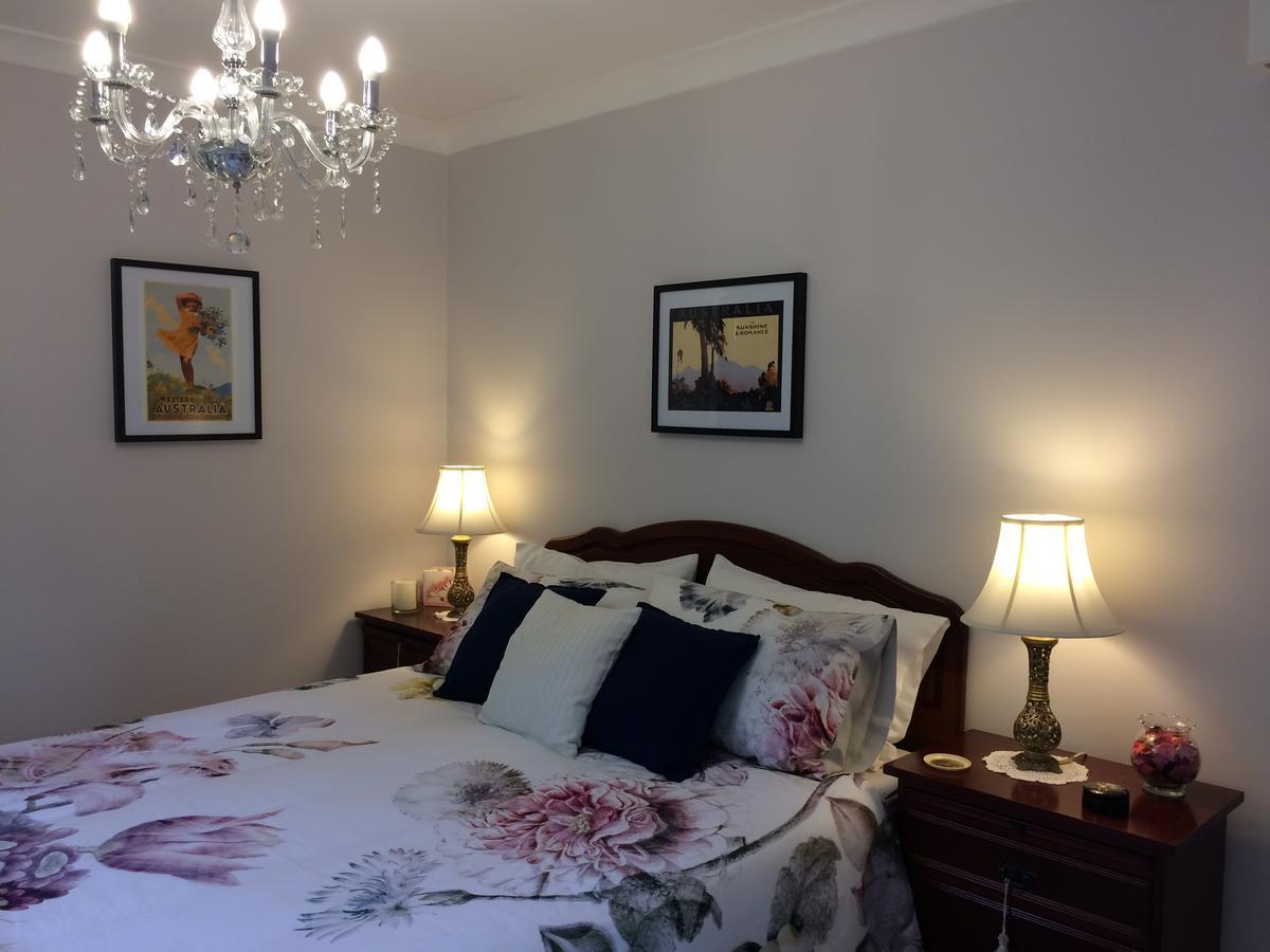 Whispering Pines Bed And Breakfast Collie 외부 사진
